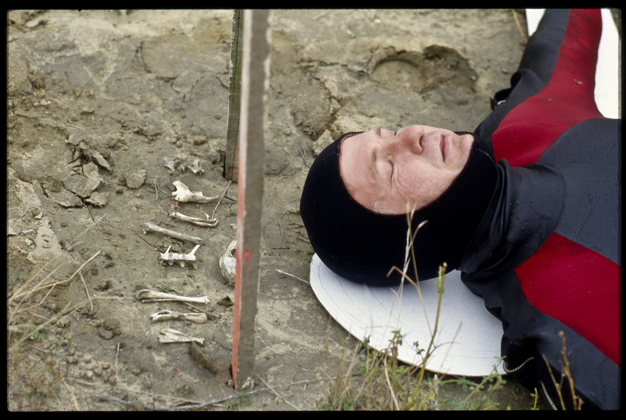 Performance to mark the first filling of hydro lake Dunstan, Clyde, New Zealand - Lloyd Godman Lake Fill I, 1992