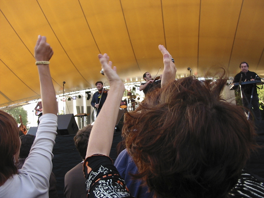 Les Yeux Noirs - Womadelaide Adelaide Australia 2005 - photograph Lloyd Godman