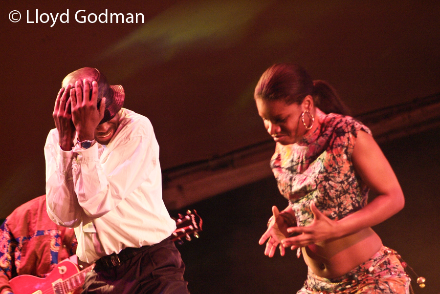 Kanda Bongoman - womadelaide - adelaide - Australia - 2006 - Photograph Lloyd Godman