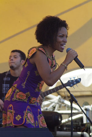 Lura - womadelaide - adelaide - Australia - 2006 - photograph Lloyd Godman