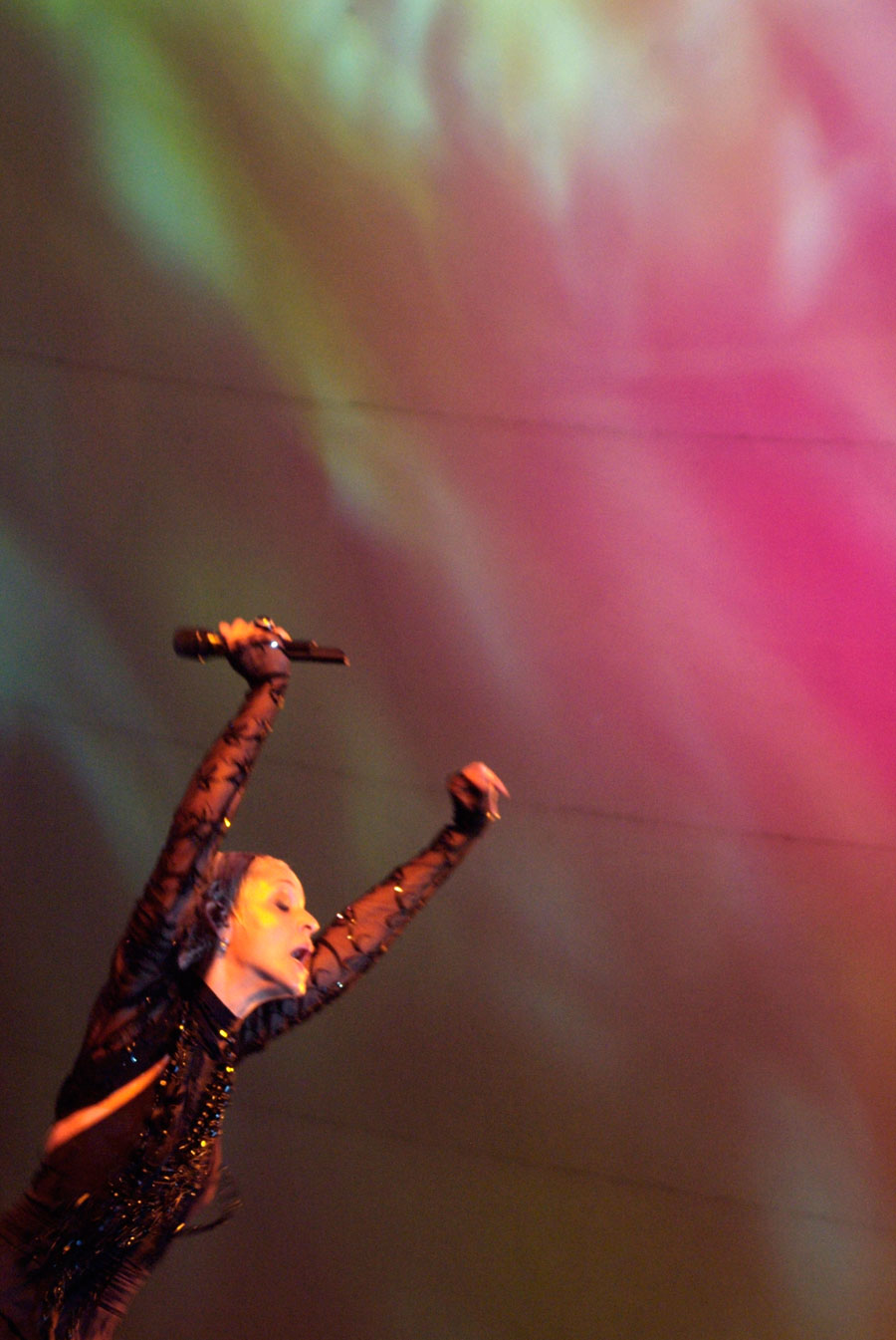 Mariza - Womad - Adelaide - Australia - 2007 - photograph Lloyd Godman 