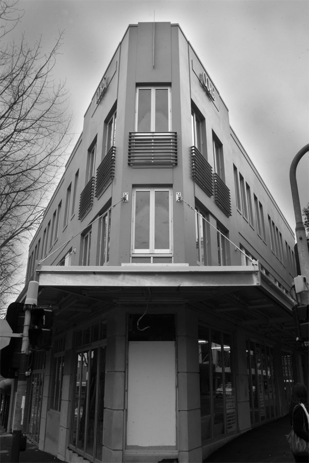 Dinky - Di, Cr Devenshire St and Elizabeth St, Sydney, Australia - 2008 Photograph Lloyd Godman