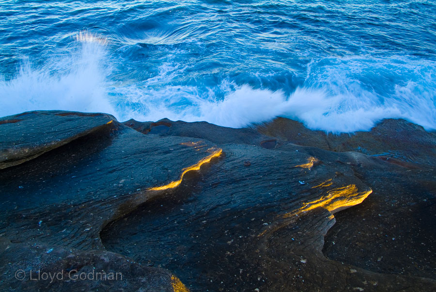 Rocks Bondi Beach, NSW, Australia - photograph © Lloyd Godman