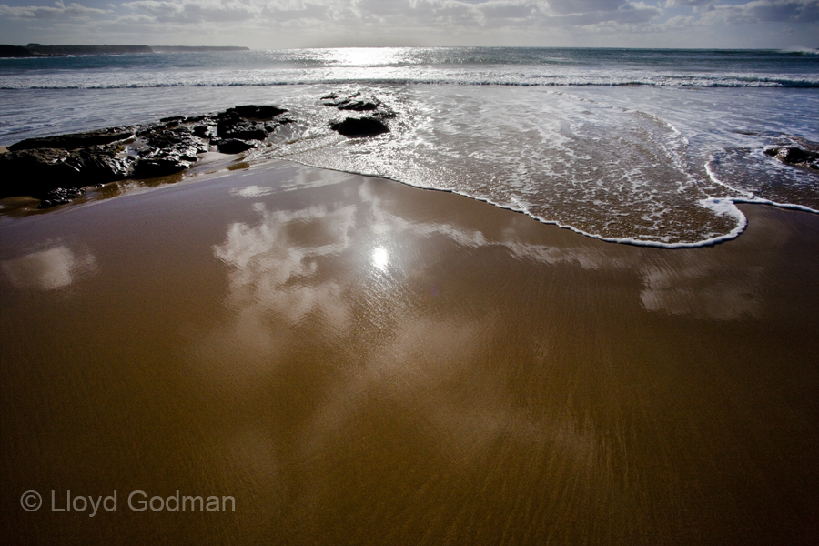 Rock coastline, Cape Patterson, Victoria, Austaralia - photograph © Lloyd Godman