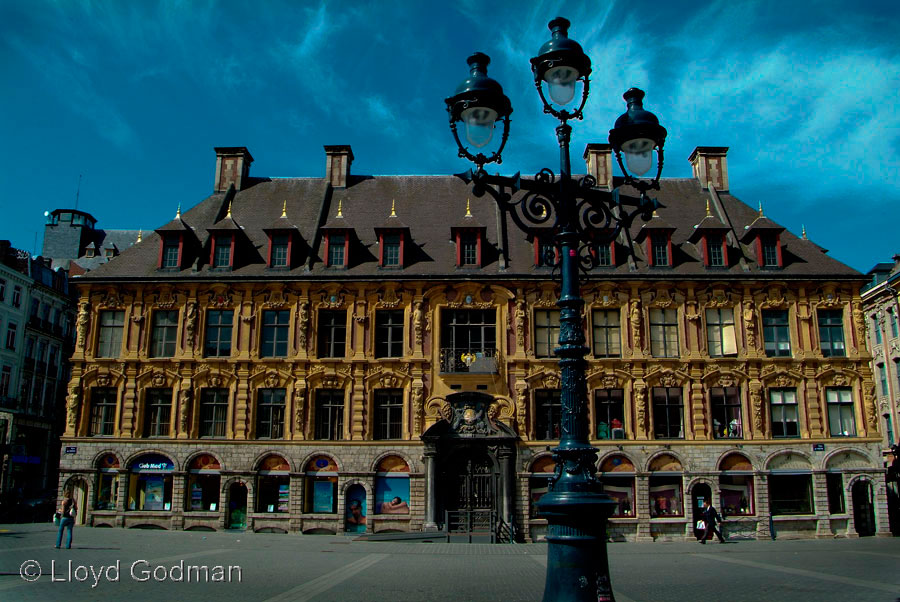 Building, Lille, France - photograph - © Lloyd Godman